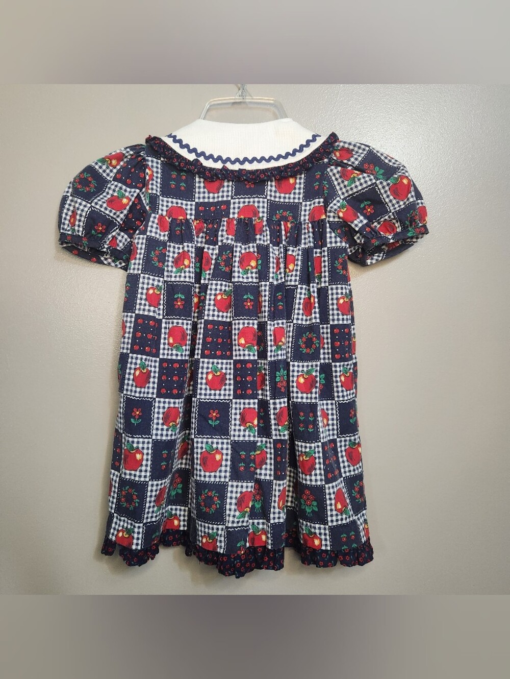 Vintage 80s Rare Editions Dress with Apple Print and White Collar Size 4 - Picture 7 of 10